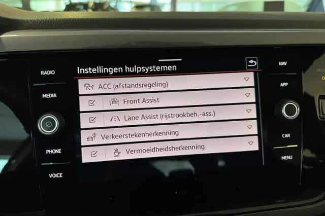 Volkswagen Polo (2022) thumbnail 28