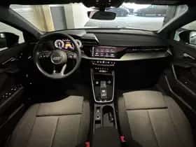 Audi A3 (2021) thumbnail 4