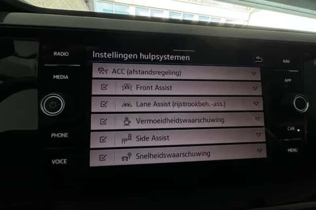 Volkswagen Polo (2024) thumbnail 24