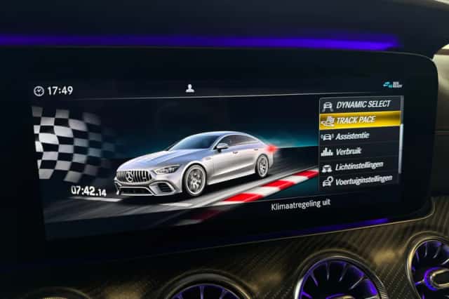 Mercedes-AMG GT (2019) thumbnail 43
