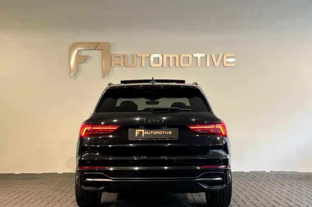 Audi Q3 (2021) thumbnail 11