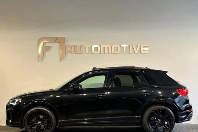 Audi Q3 (2021) thumbnail 10