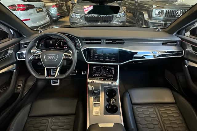 Audi RS6 (2021) thumbnail 4