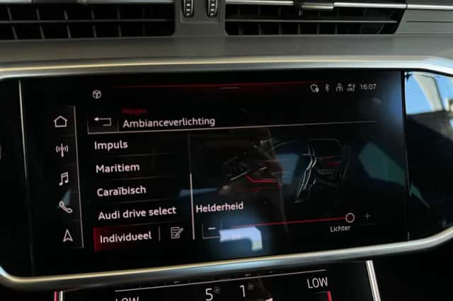 Audi RS6 (2021) thumbnail 36