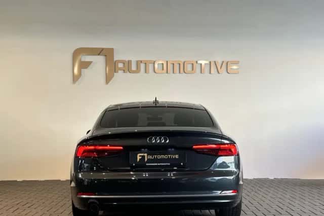 Audi A5 (2018) thumbnail 11