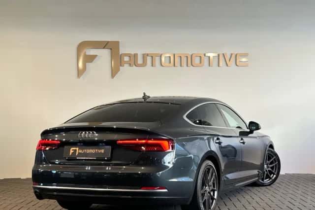 Audi A5 (2018) thumbnail 3