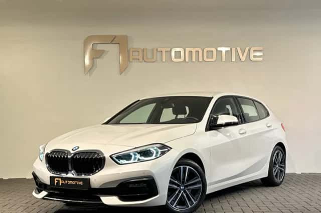 BMW 1-Serie (2021) thumbnail 1
