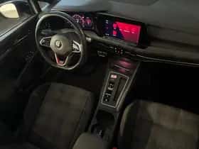 Volkswagen Golf (2021) thumbnail 23
