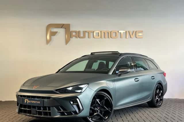 CUPRA Leon Sportstourer (2024) thumbnail 1