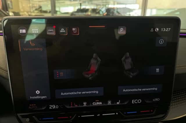 CUPRA Leon Sportstourer (2024) thumbnail 30