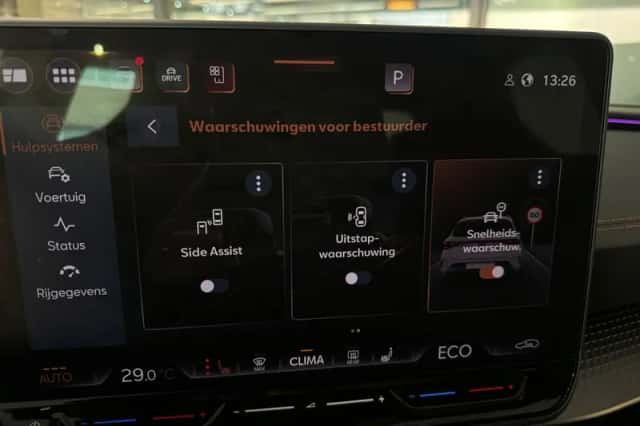 CUPRA Leon Sportstourer (2024) thumbnail 35