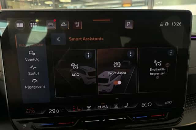 CUPRA Leon Sportstourer (2024) thumbnail 36