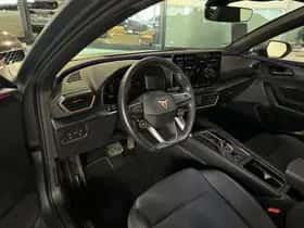 CUPRA Leon Sportstourer (2024) thumbnail 5