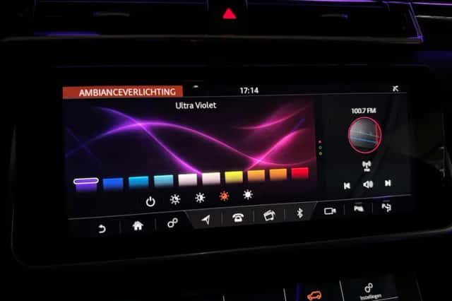 Land Rover Range Rover Velar (2020) thumbnail 22