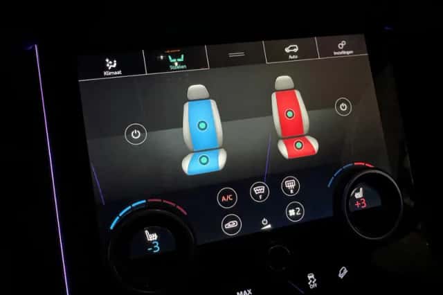 Land Rover Range Rover Velar (2020) thumbnail 26