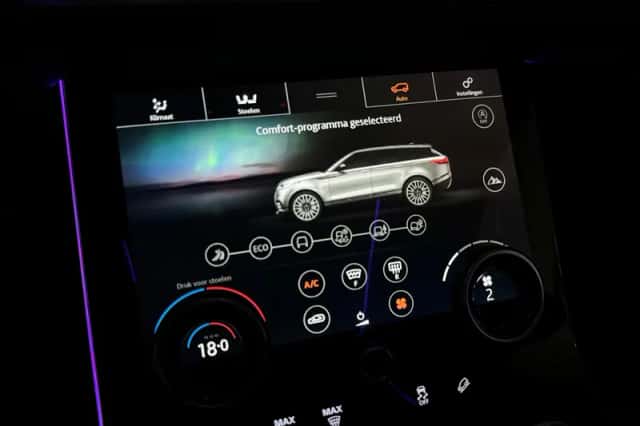 Land Rover Range Rover Velar (2020) thumbnail 27