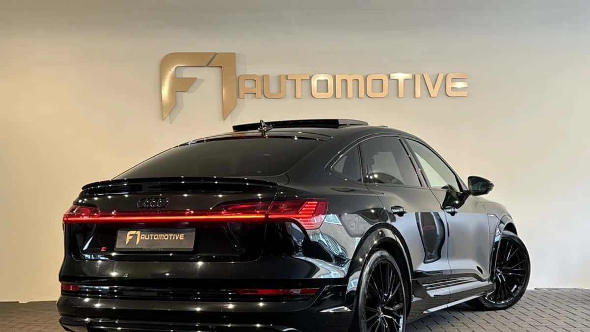 Audi e-tron (2022) — foto 1