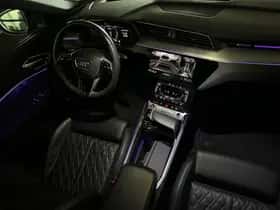 Audi e-tron (2022) thumbnail 40