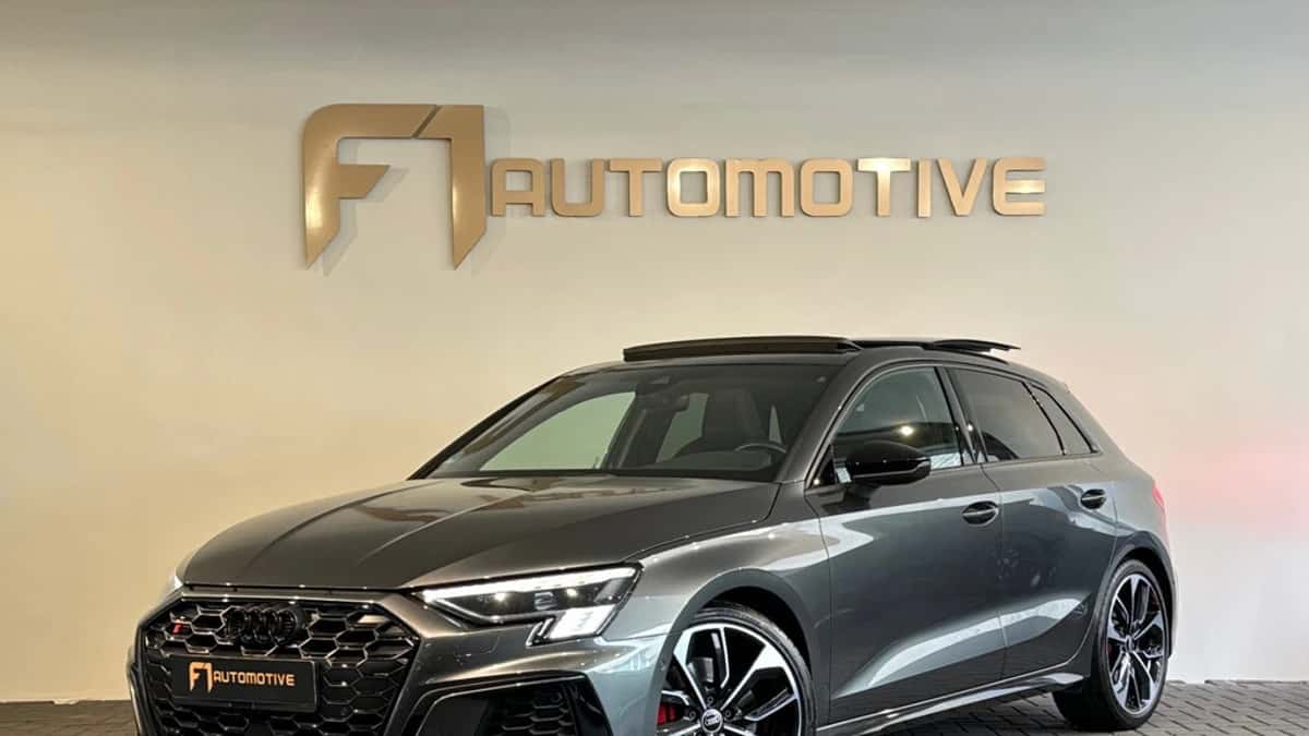 Audi S3 (2024) — foto 1
