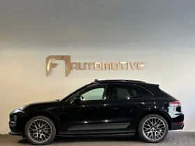 Porsche Macan (2019) thumbnail 10