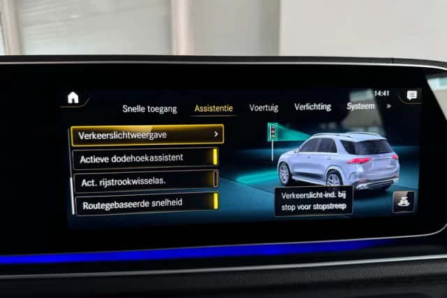 Mercedes-Benz GLE (2020) thumbnail 36