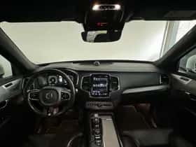 Volvo XC90 (2015) thumbnail 4