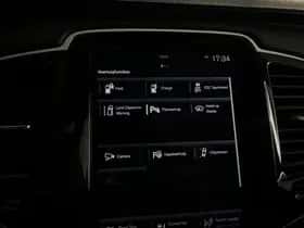 Volvo XC90 (2015) thumbnail 37