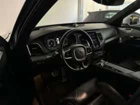 Volvo XC90 (2015) thumbnail 5