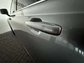 Volvo XC90 (2015) thumbnail 47