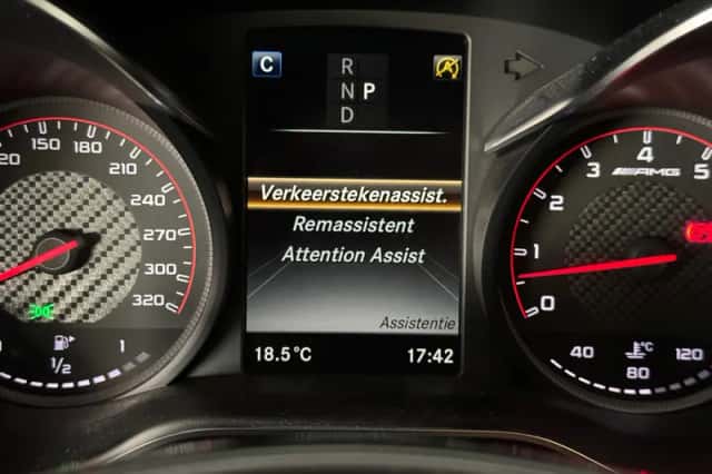 Mercedes-Benz GLC-Klasse (2018) thumbnail 33