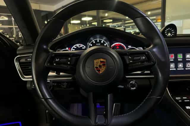 Porsche Panamera (2022) thumbnail 16