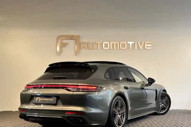 Porsche Panamera (2022) thumbnail 3