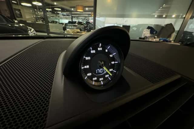 Porsche Panamera (2022) thumbnail 27