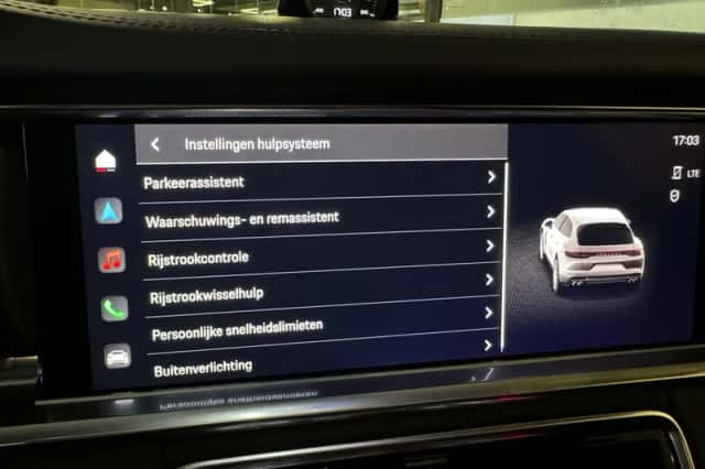 Porsche Panamera (2022) thumbnail 29