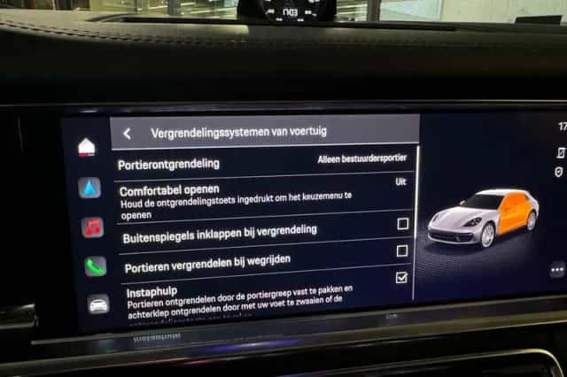 Porsche Panamera (2022) thumbnail 31