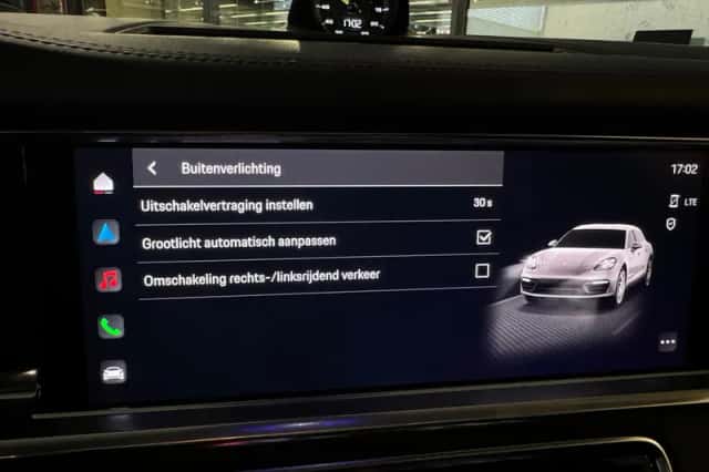Porsche Panamera (2022) thumbnail 33