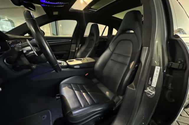 Porsche Panamera (2022) thumbnail 6