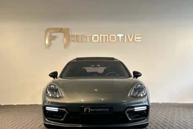 Porsche Panamera (2022) thumbnail 9