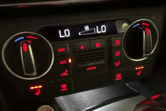 Audi Q3 (2018) thumbnail 19