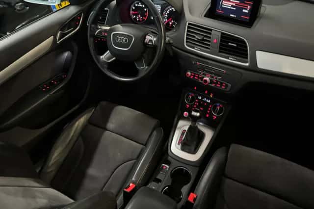 Audi Q3 (2018) thumbnail 25