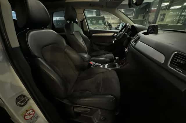 Audi Q3 (2018) thumbnail 27