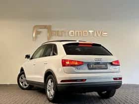 Audi Q3 (2018) thumbnail 8
