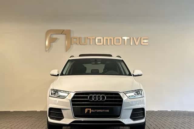 Audi Q3 (2018) thumbnail 9