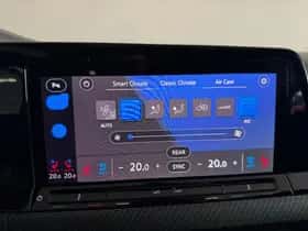 Volkswagen Golf (2021) thumbnail 32