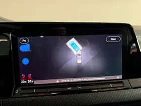 Volkswagen Golf (2021) thumbnail 33