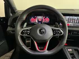 Volkswagen Golf (2022) thumbnail 15