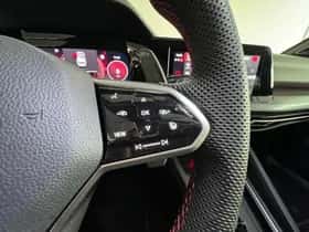 Volkswagen Golf (2022) thumbnail 16