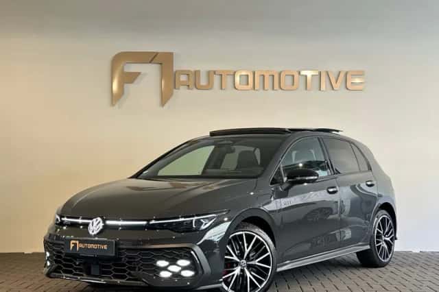 Volkswagen Golf (2025) thumbnail 1