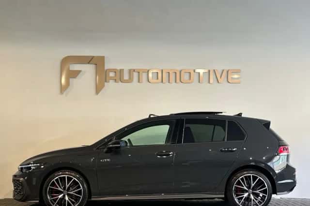 Volkswagen Golf (2025) thumbnail 12