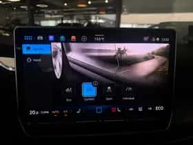 Volkswagen Golf (2025) thumbnail 33